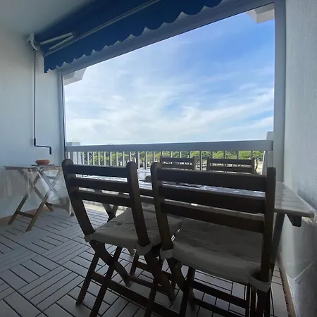 Port Camargue - Climatise Pour 4 Personnes Avec Terrasse + Parking Apartment