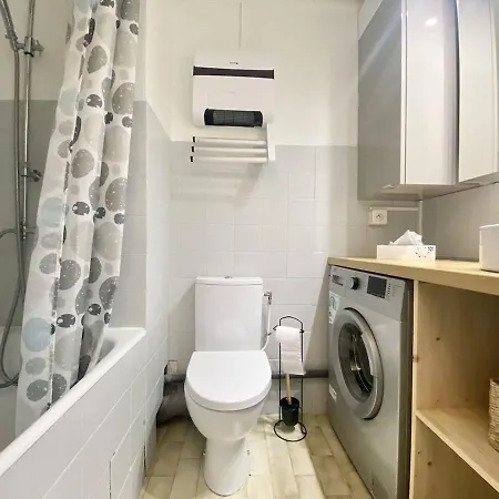 Apartment Port Camargue - Climatise Pour 4 Personnes Avec Terrasse + Parking Le Grau-du-Roi